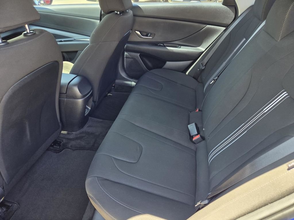 Used 2024 Blue Hyundai SEL image 10
