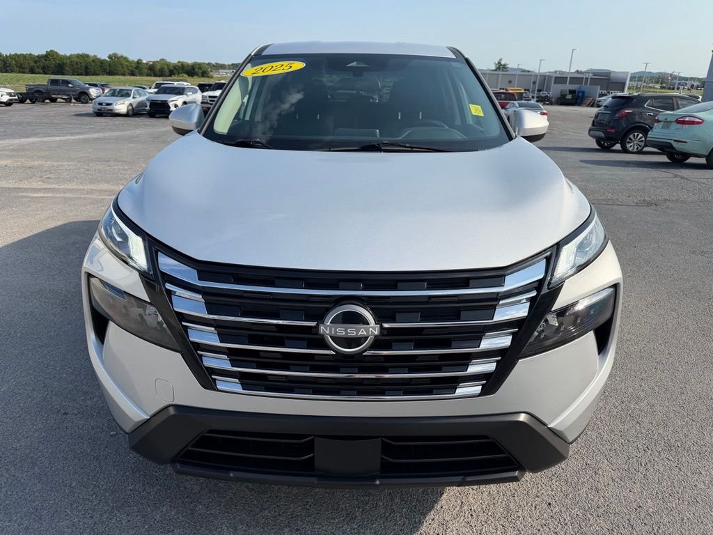 Used 2025 Silver Nissan SV image 37
