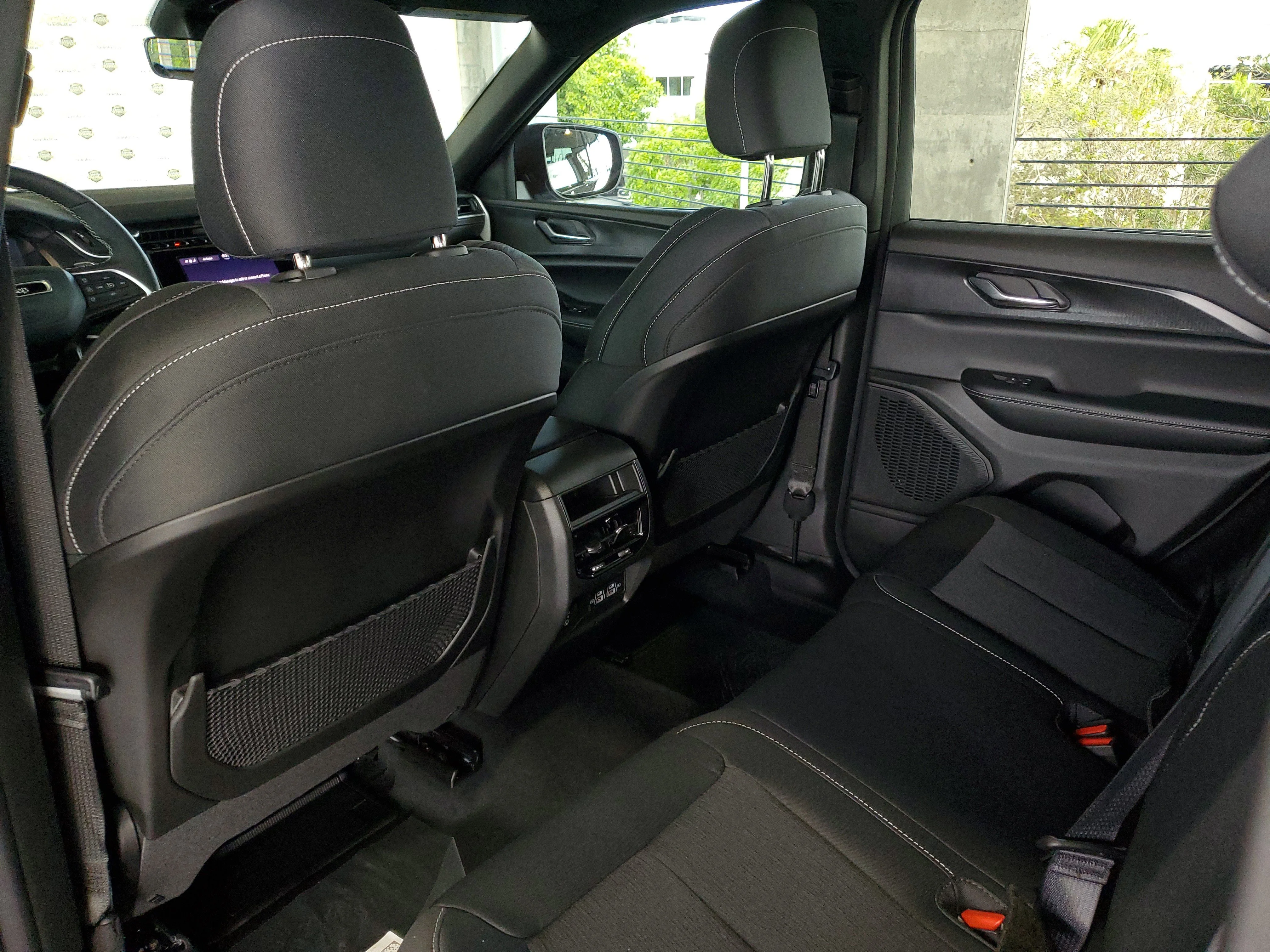New 2026 Baltic Gray Metallic Clearcoat Jeep Laredo X image 9