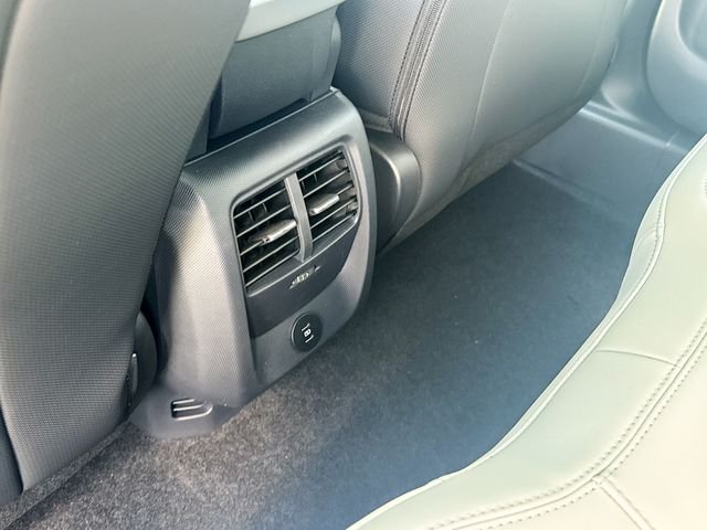 New 2026 Glacier Gray Metallic Tri-coat Ford Premium image 26