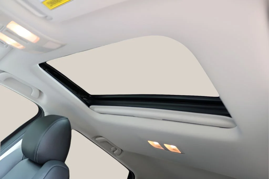 Used 2023 White Mazda Touring image 11