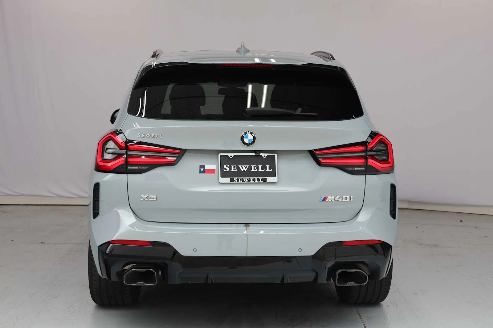 Used 2024 Brooklyn Grey Metallic BMW M40i image 9