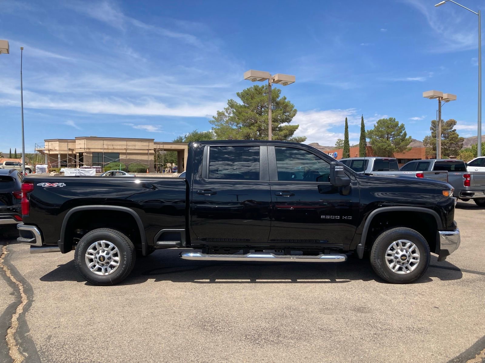 2025 Chevrolet Silverado 2500 HD LT - Photo 6
