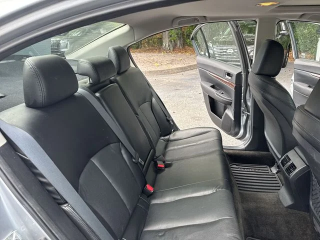 Used 2013 Silver Subaru 2.5i image 11