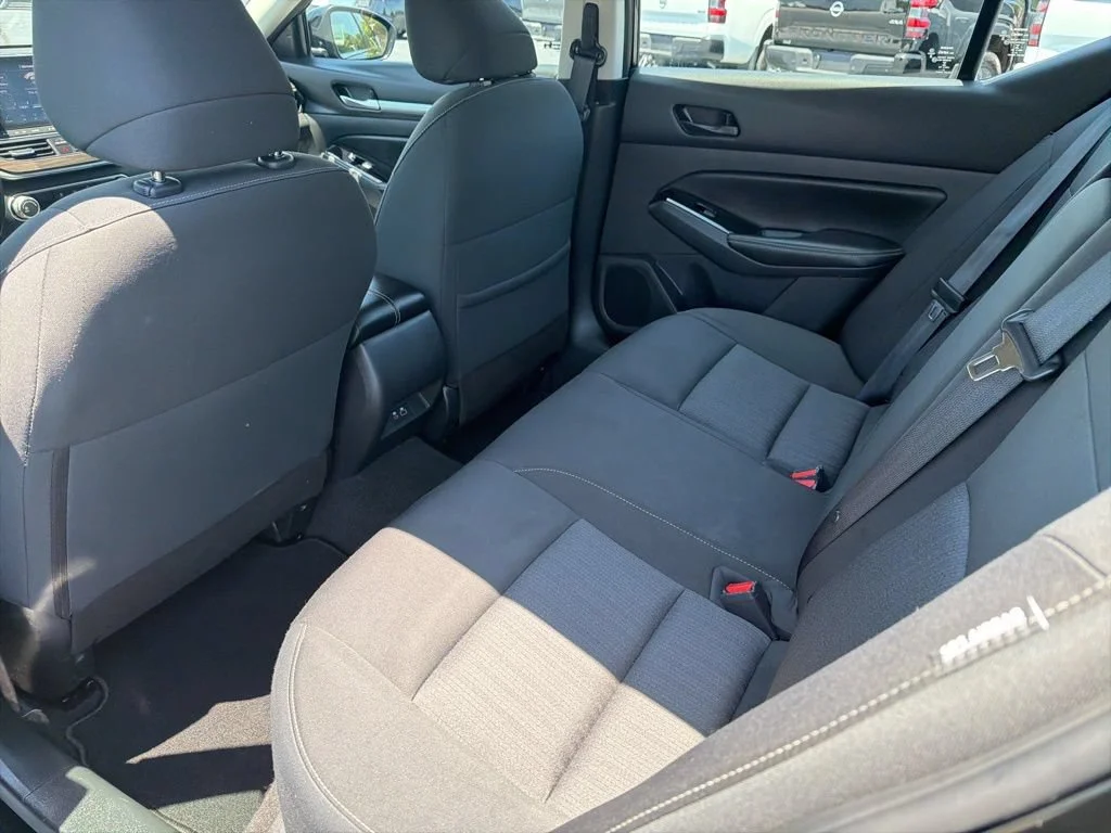 Used 2023 Black Nissan 2.5 SV image 14