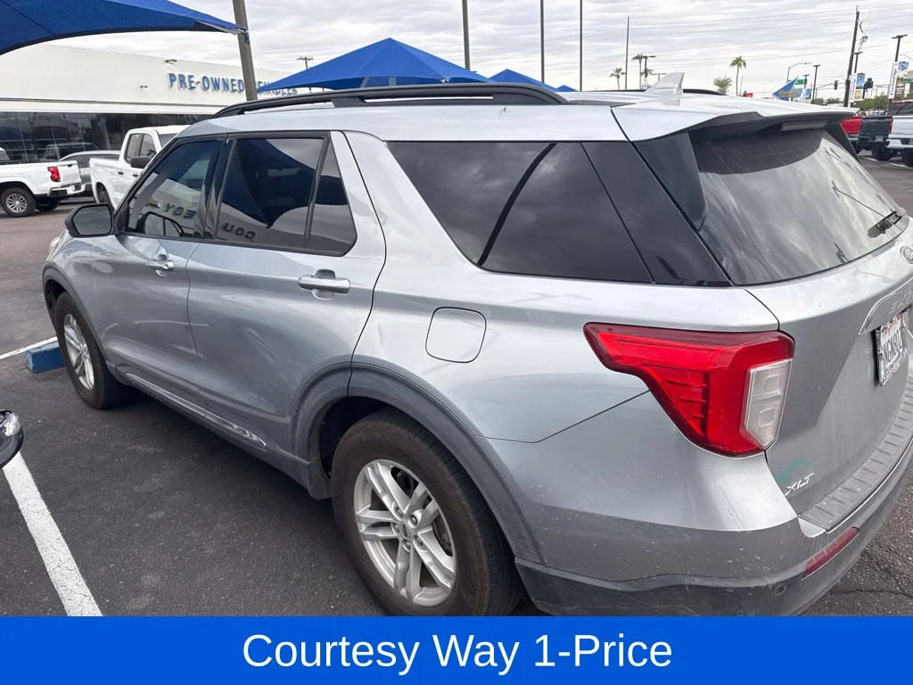 Used 2020 Silver Ford XLT image 13