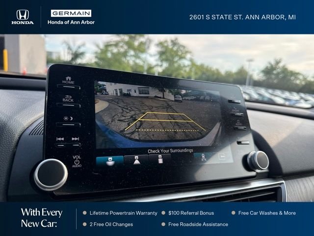 Used 2018 Modern Steel Metallic Honda Touring 2.0T image 30
