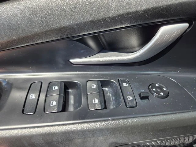 Used 2023 Gray Hyundai SEL image 36