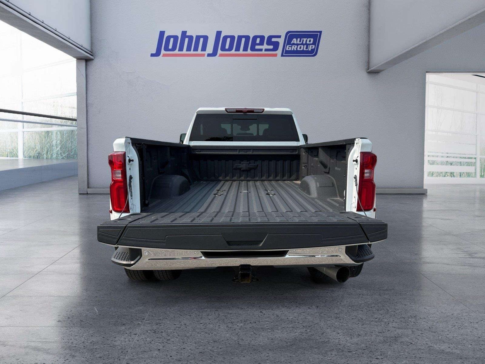 Used 2024 Summit White Chevrolet LTZ image 18