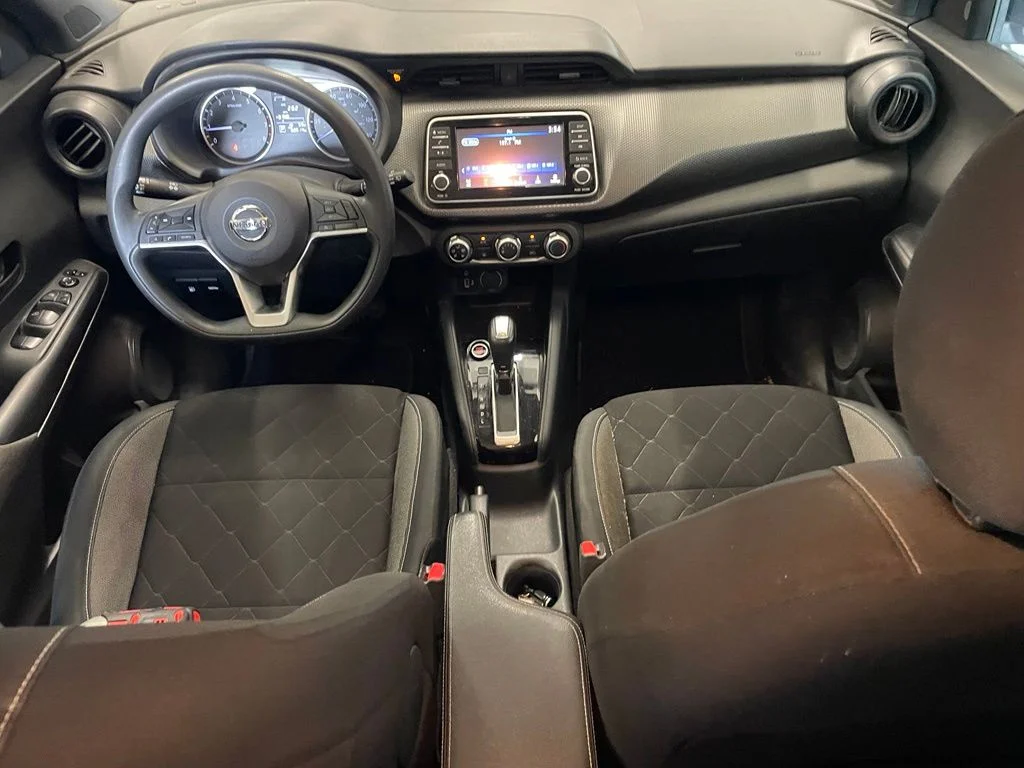 Certified Used 2020 Silver Nissan S image 11