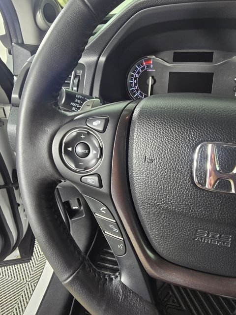 Certified Used 2023 Platinum White Pearl Honda RTL image 20