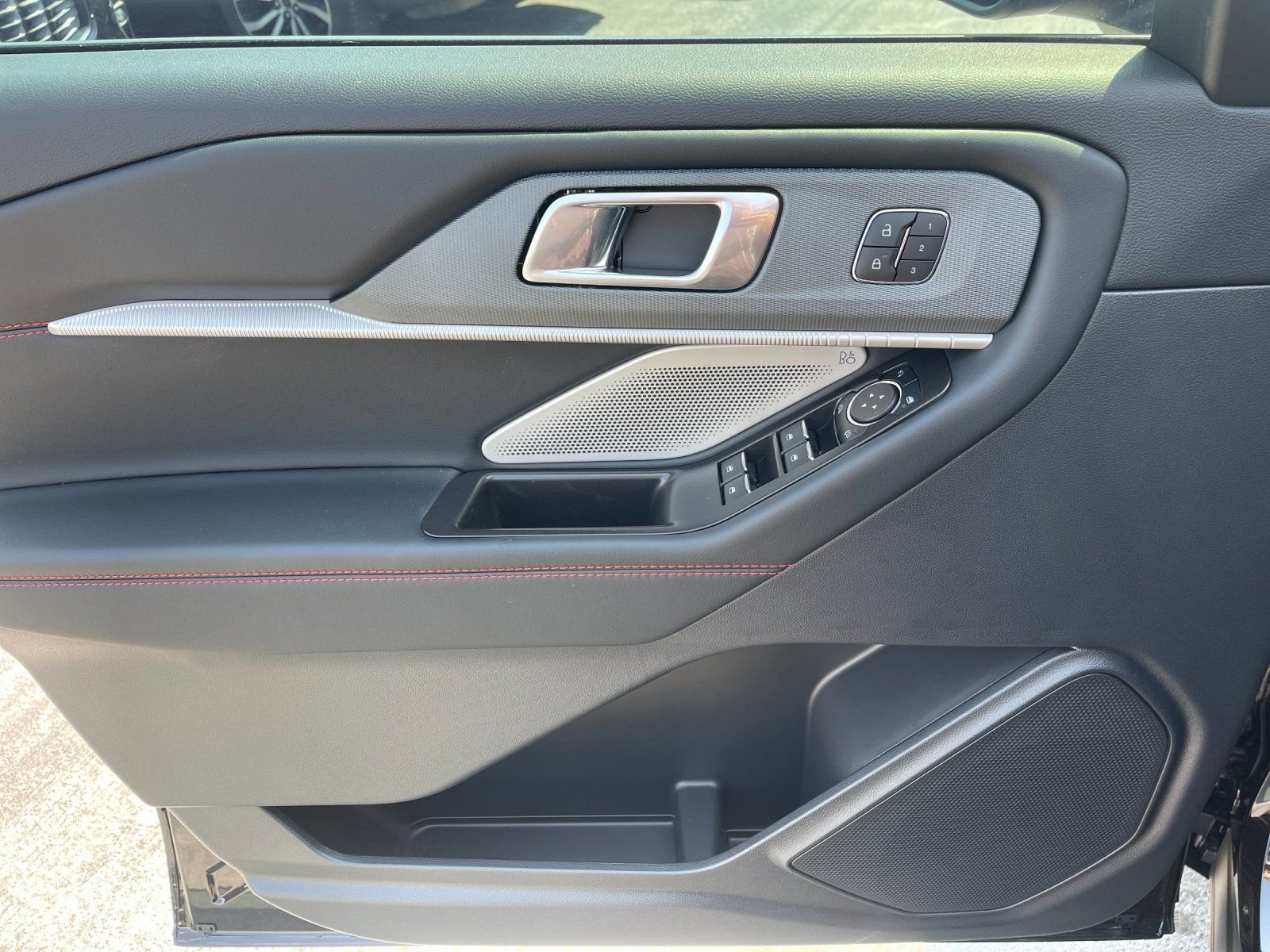 New 2026 Agate Black Metallic Ford ST image 11