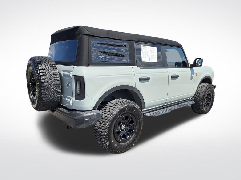 Used 2024 Green Ford Badlands image 3