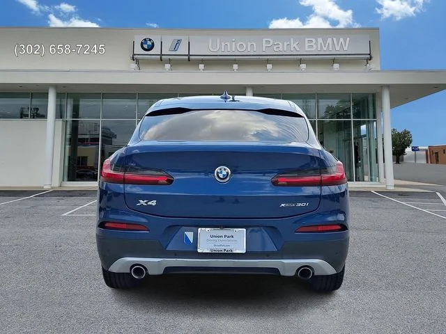 Used 2020 Phytonic Blue Metallic BMW xDrive30i image 5