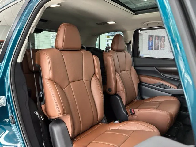 New 2027 DEEPWATER BLUE PEARL Subaru Touring 7-Passenger image 39