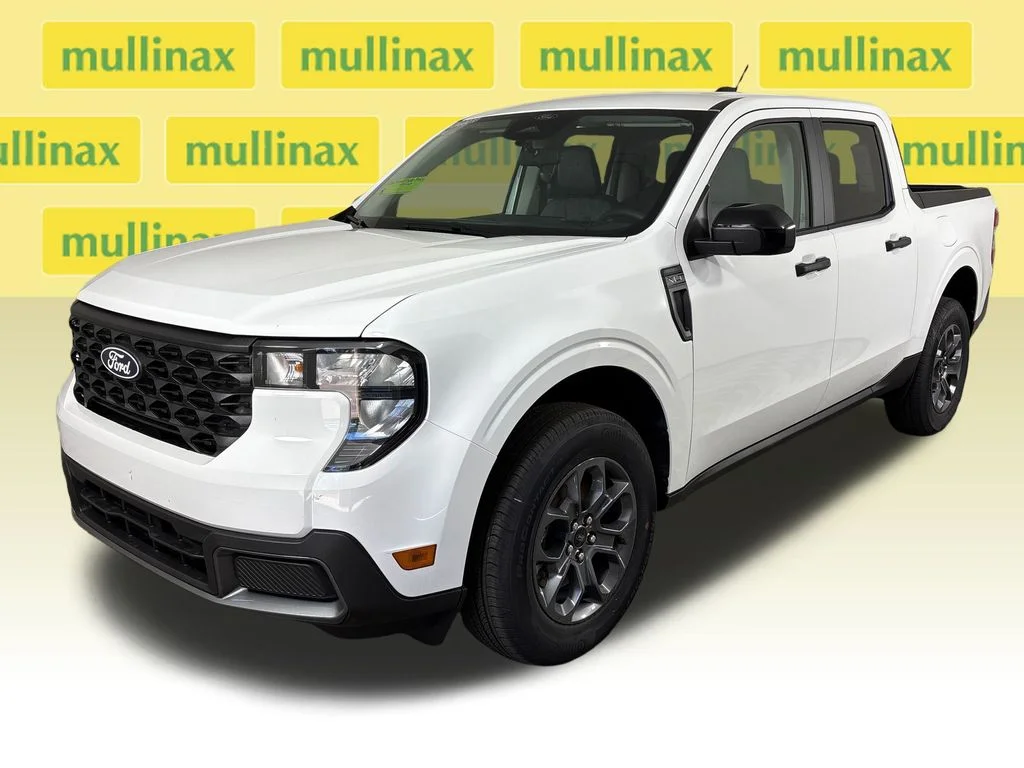 New 2026 White Ford XLT image 14