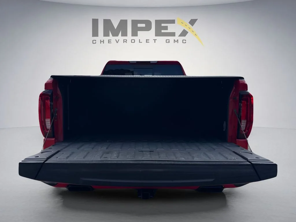 Used 2021 Red GMC AT4 image 33