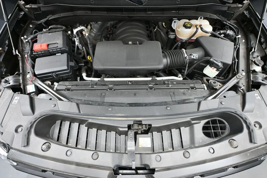 Used 2024 Black Chevrolet Z71 image 48