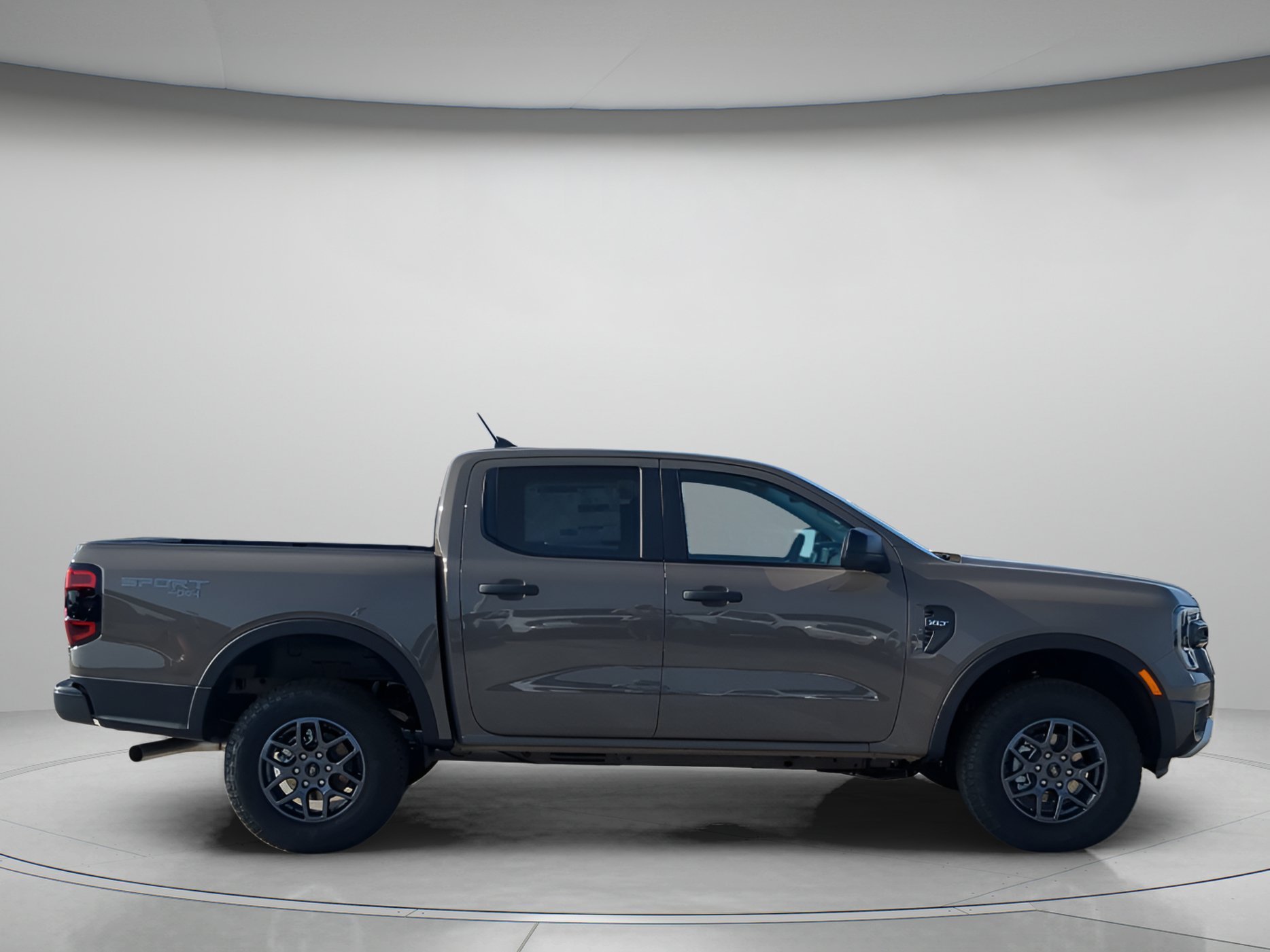 New 2026 Marsh Gray Ford XLT image 36