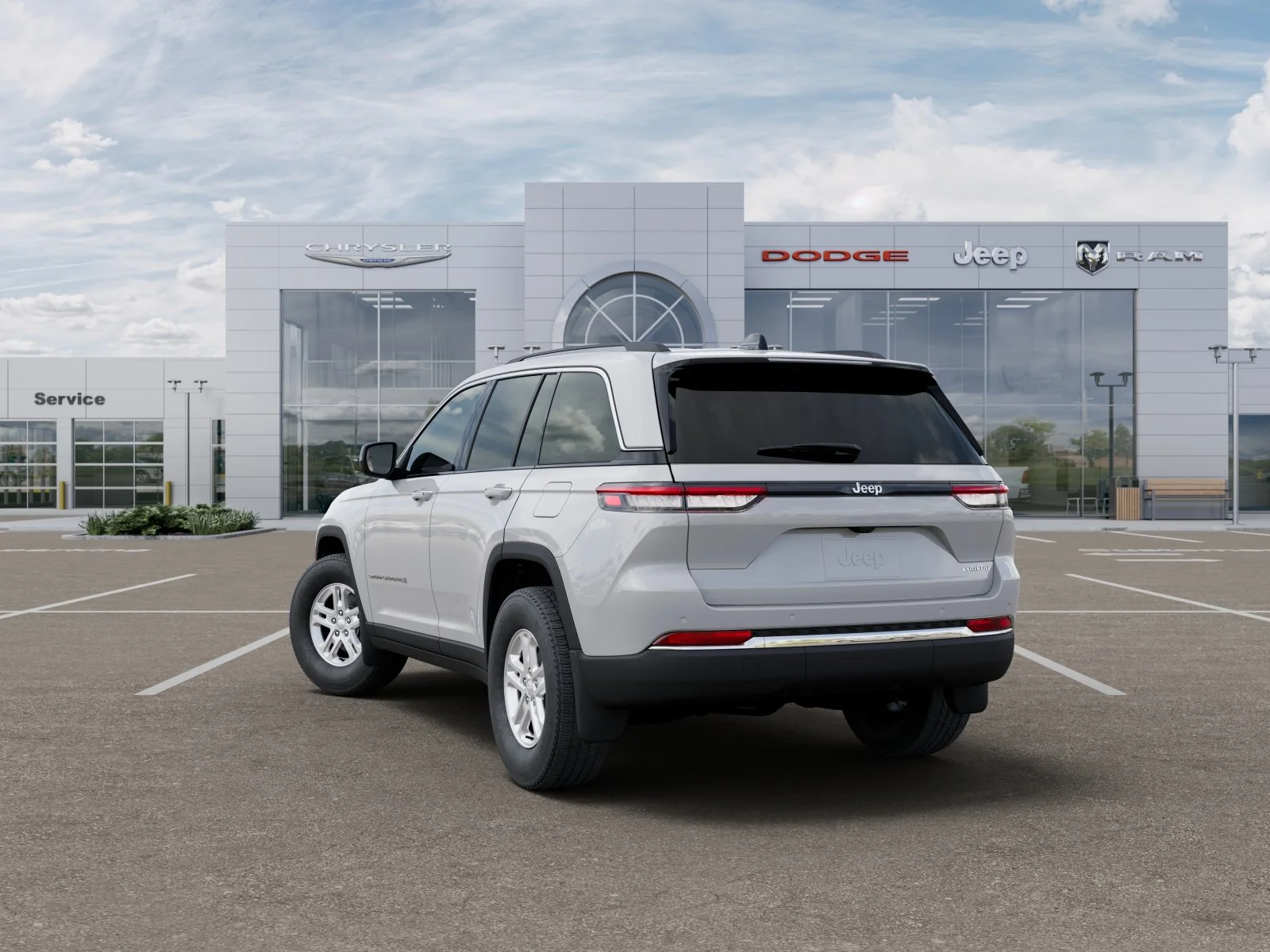 New 2025 Bright White Clear-Coat Exterior Paint Jeep Laredo image 35
