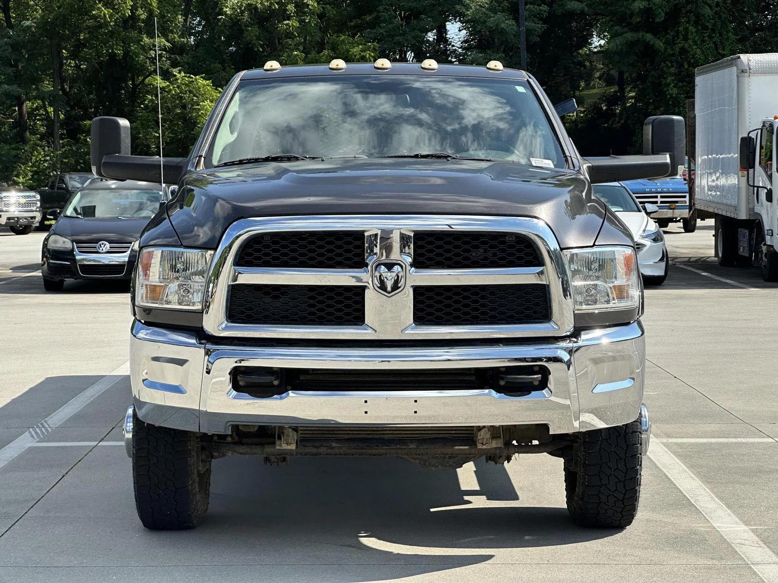 Used 2017 Granite Crystal Metallic Clearcoat Ram Tradesman image 2