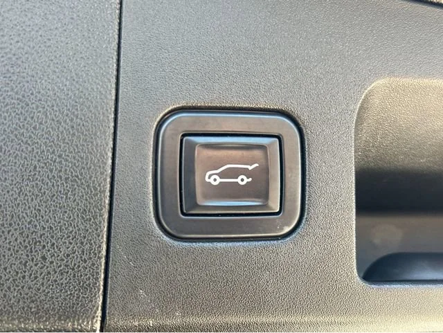 Used 2022 Stellar Black Metallic Cadillac Premium Luxury image 32