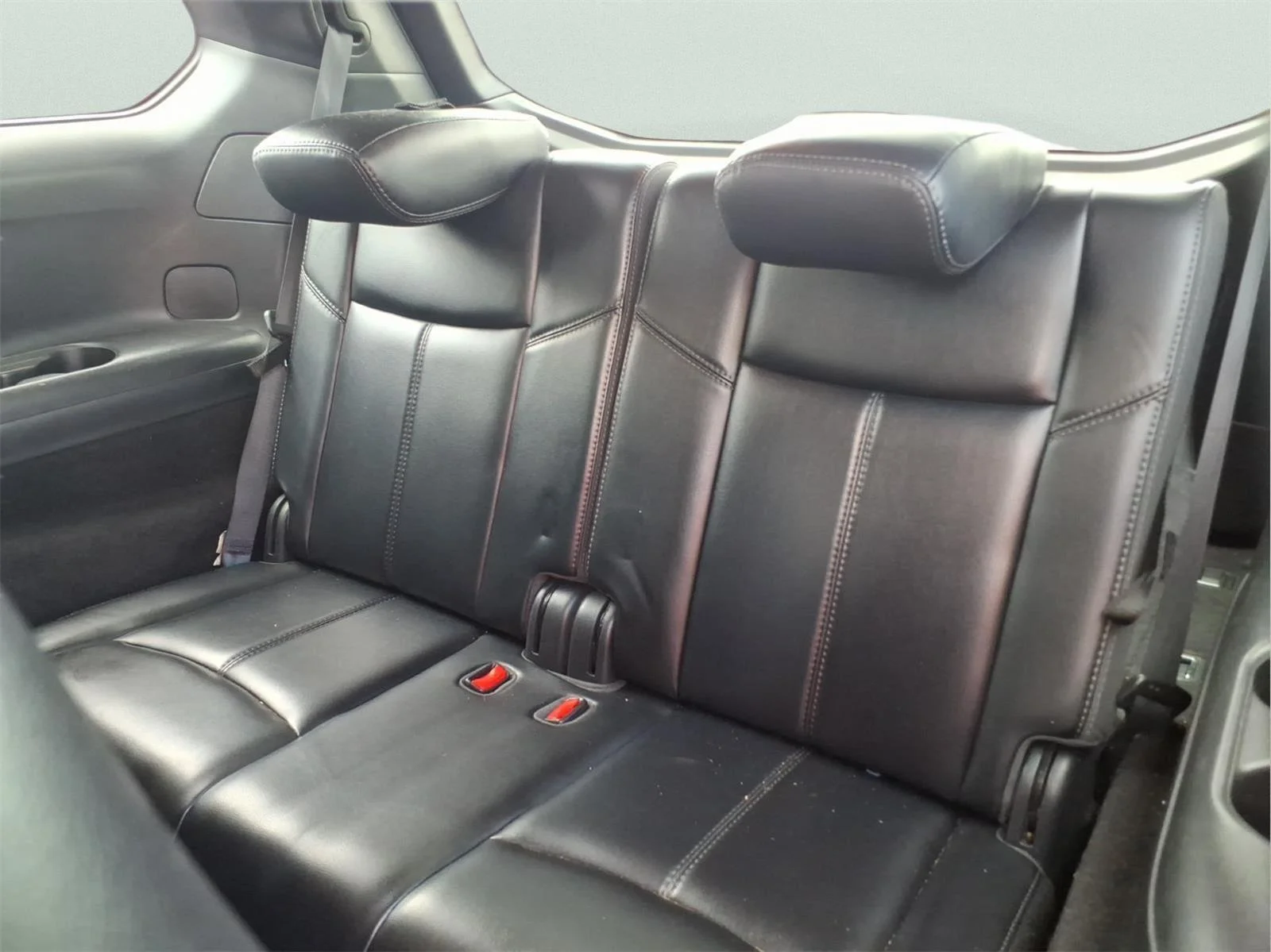 Used 2020 Magnetic Black Pearl Nissan SL image 12