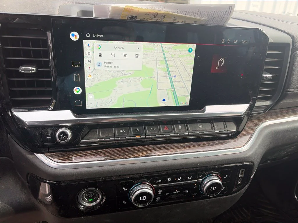 Used 2022 Black GMC Elevation image 3