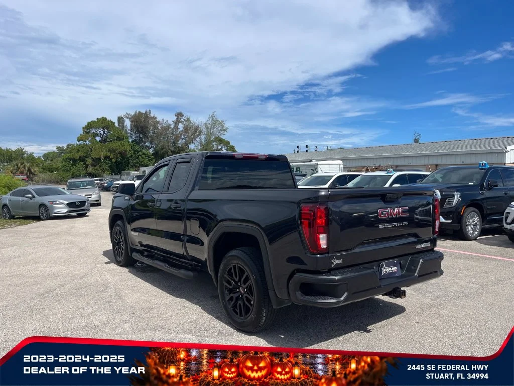 Used 2025 Titanium Rush Metallic GMC Elevation image 5