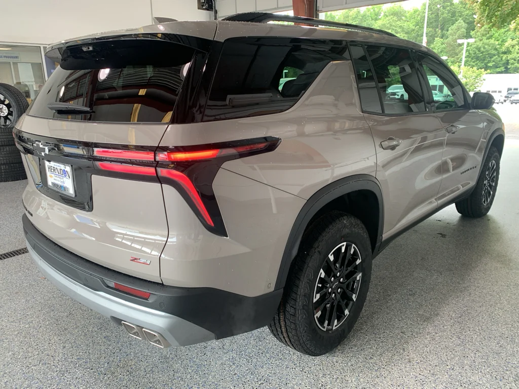 2026 Chevrolet Traverse Z71 - Photo 11