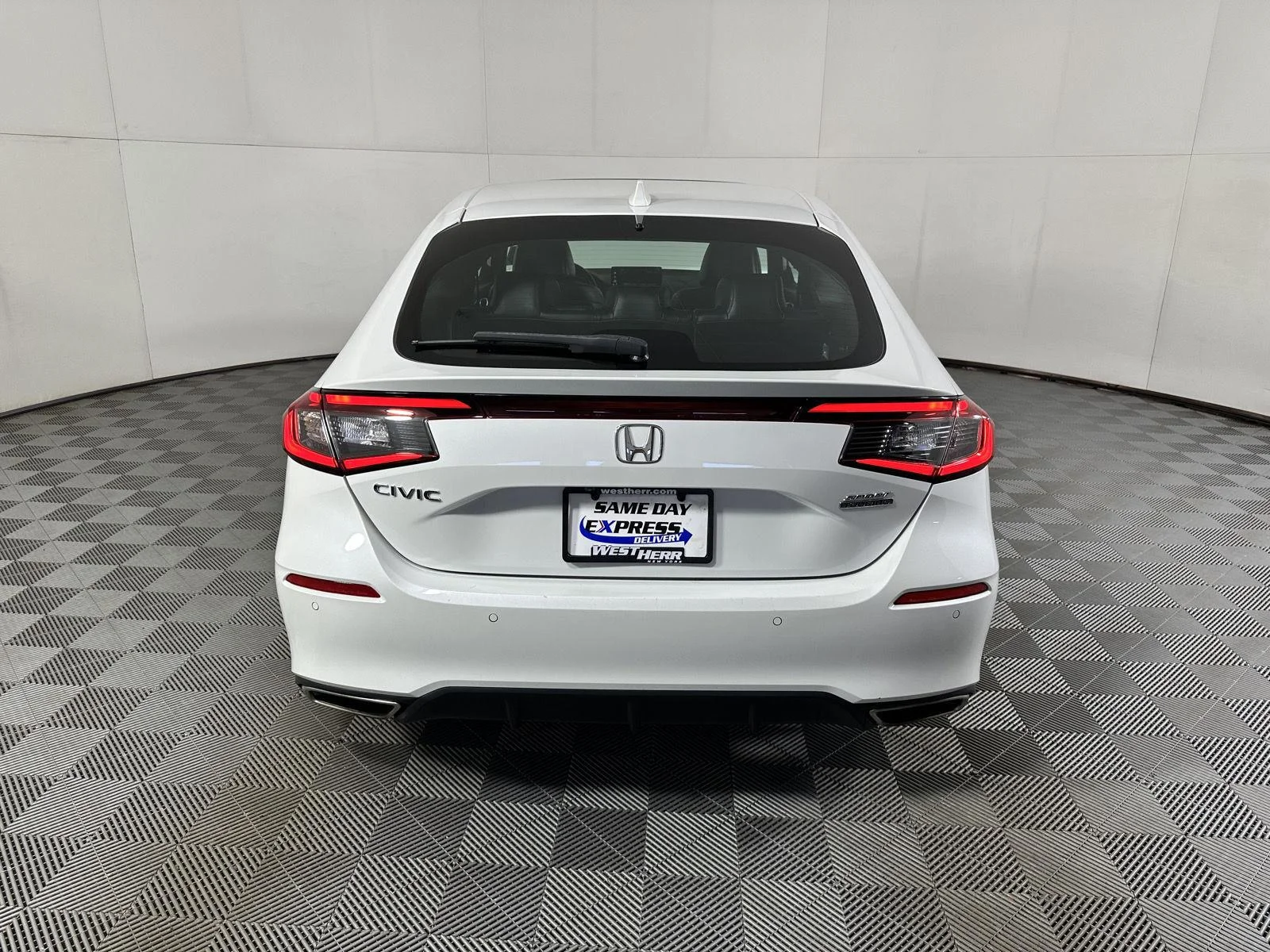 Used 2022 Platinum White Pearl Honda Sport Touring image 41