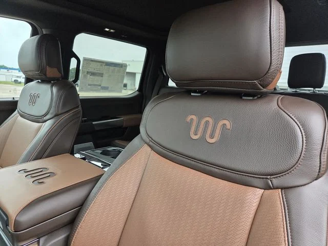 New 2026 Agate Black Metallic Ford King Ranch® image 25