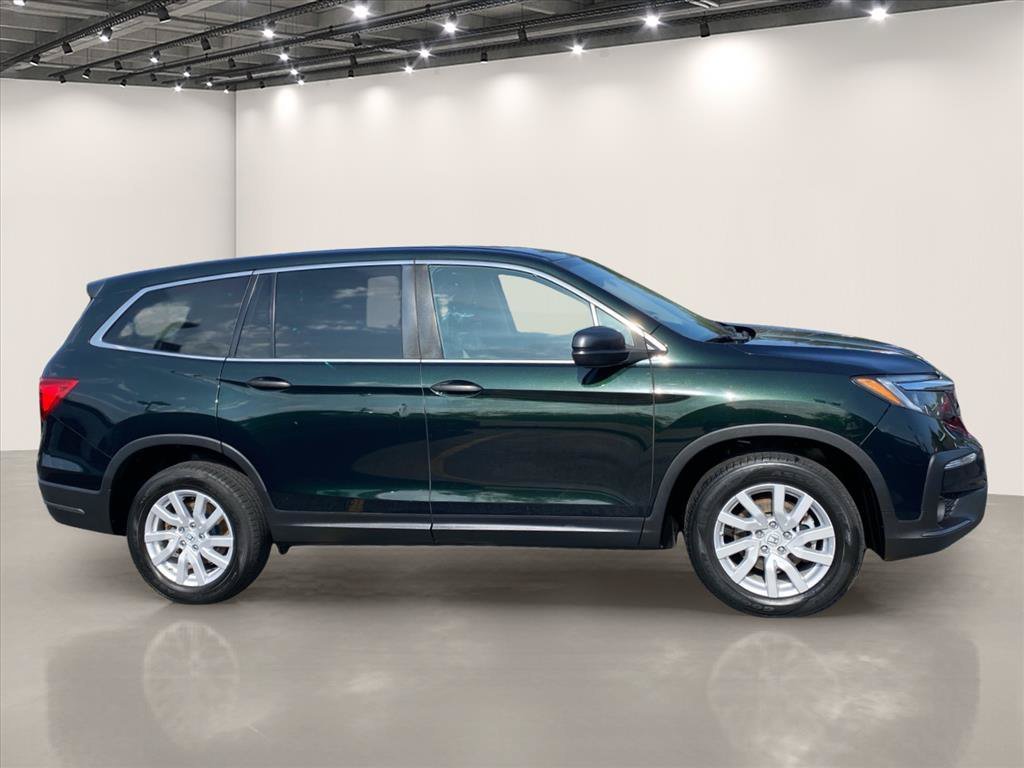 Used 2019 Black Forest Pearl Honda LX image 8