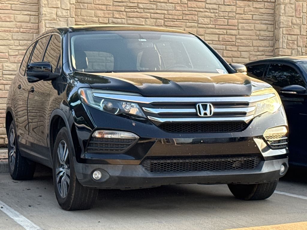 Used 2016 Crystal Black Pearl Honda EX-L image 3