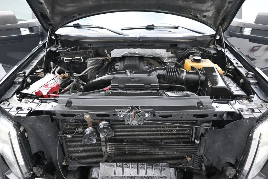 Used 2013  Ford XLT image 30