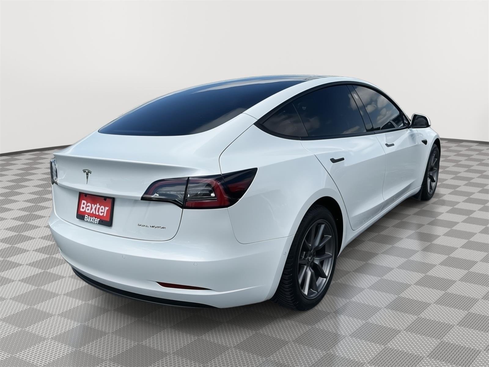 Used 2022  Tesla Long Range image 24
