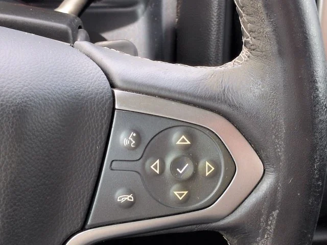 Used 2018 Red Chevrolet LT image 23