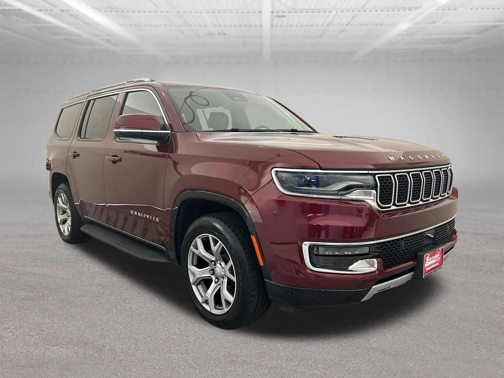 Used 2022 Red Jeep Series II image 8