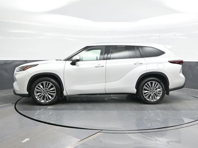 Used 2024 Beige Toyota Platinum image 4