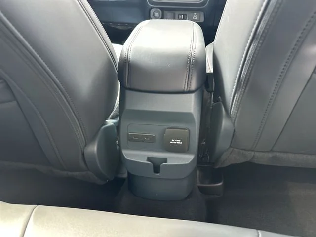 Used 2026 White Ford Lariat image 24