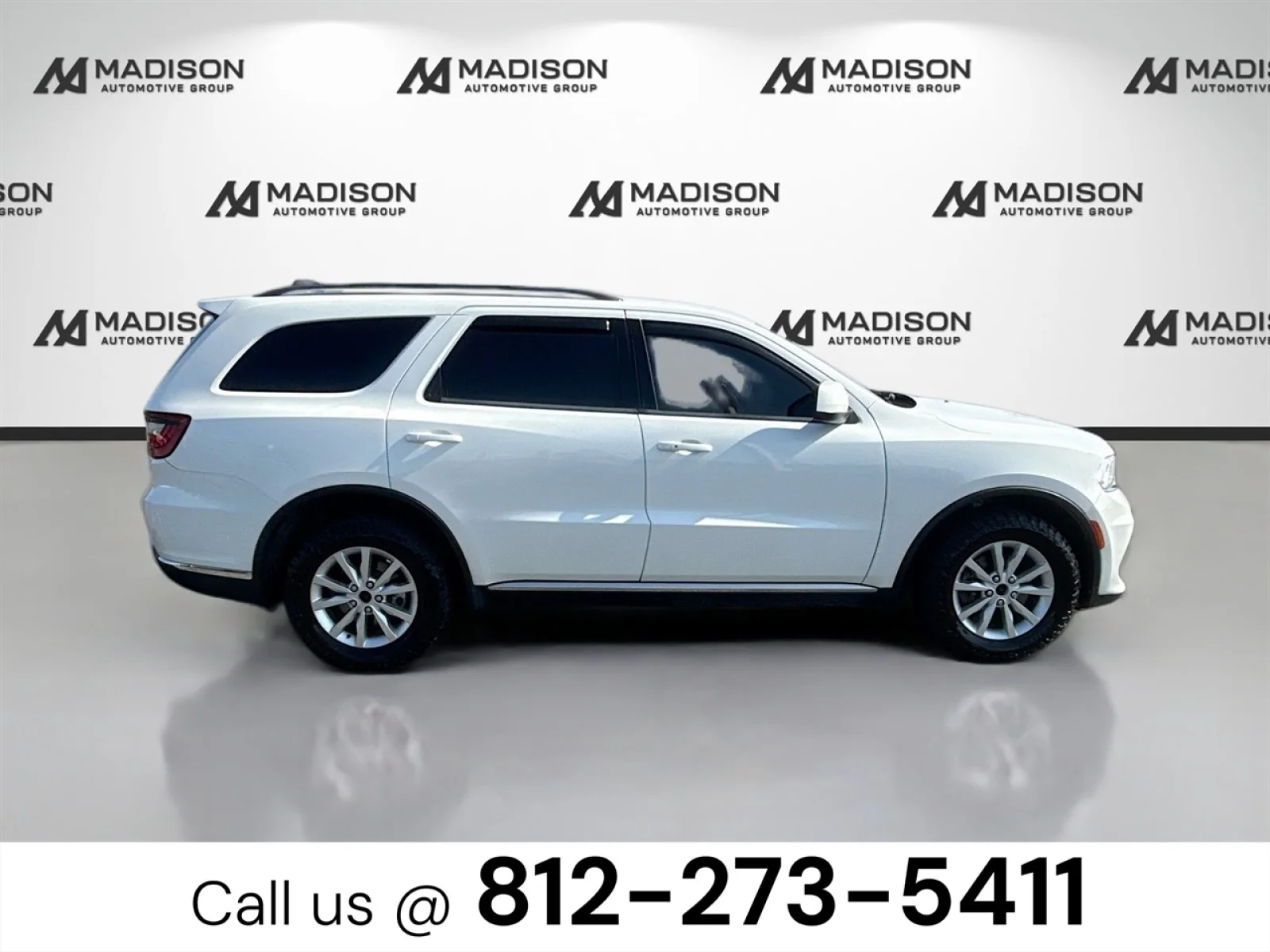 Used 2021 White Dodge SXT Plus image 4