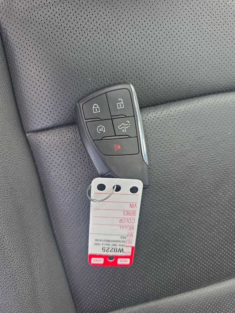 Used 2024 Red GMC SLT image 31