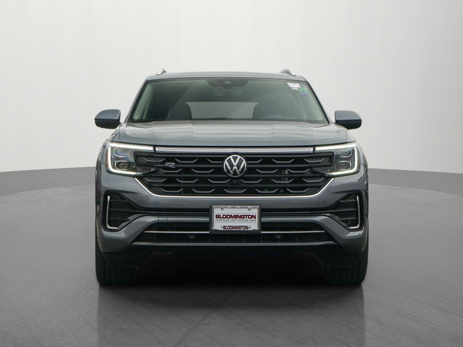 Used 2024 Volkswagen Atlas SEL Premium R-Line with VIN 1V2FR2CA7RC511411 for sale in Minneapolis, Minnesota