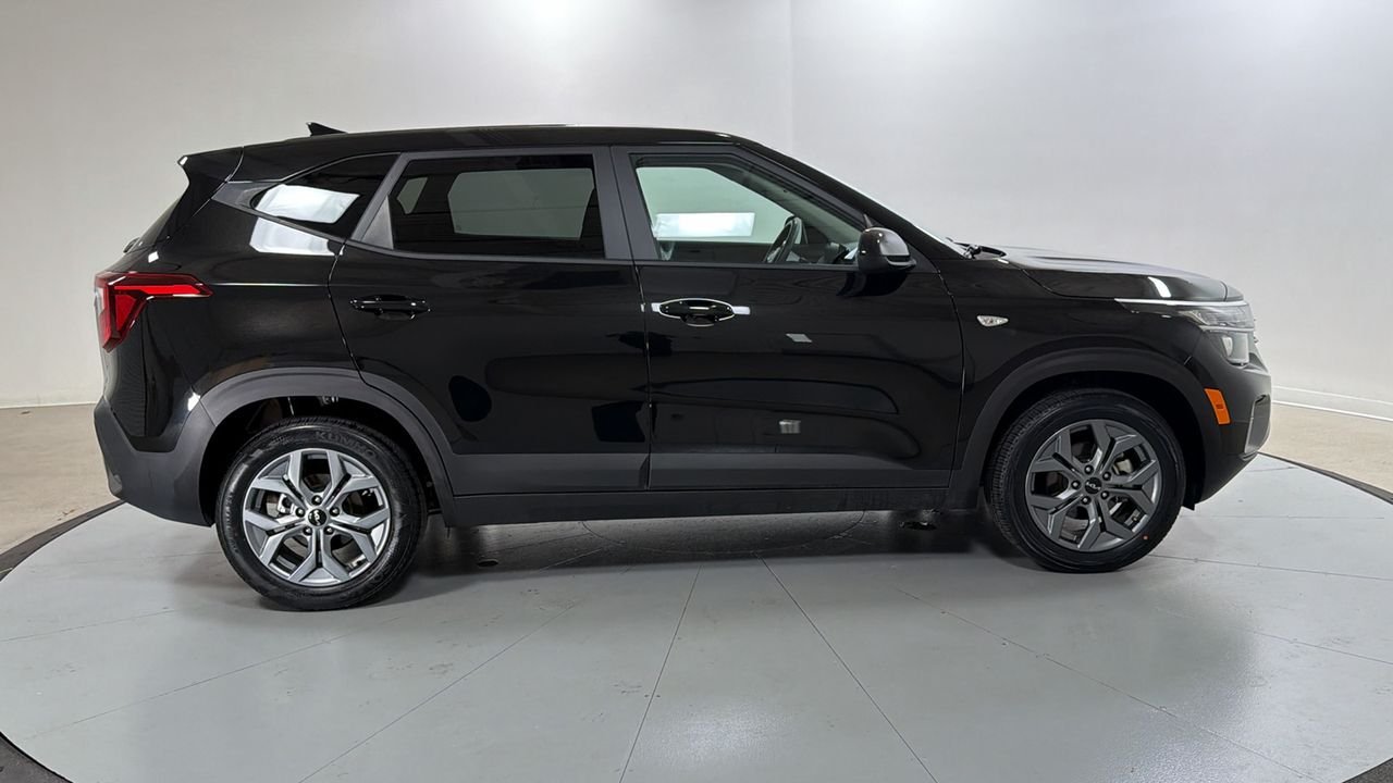 Used 2026 Black Kia LX image 6