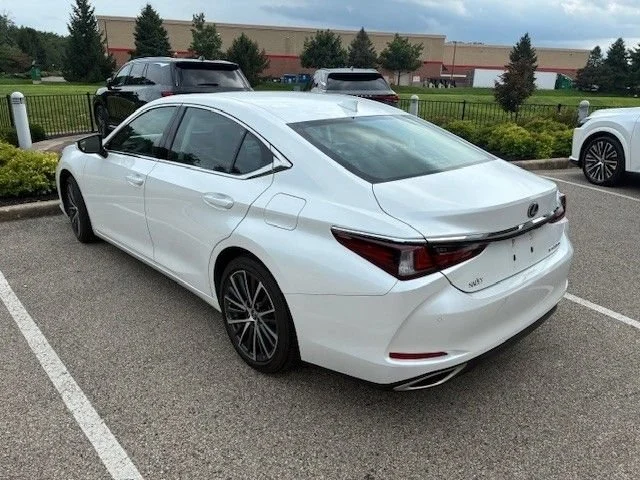 Certified Used 2023 Eminent White Pearl Lexus 350 image 3
