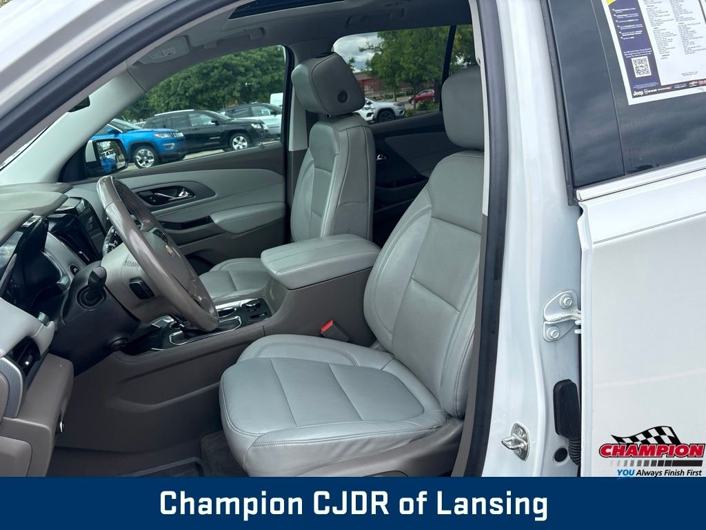 Used 2019 Beige Chevrolet Premier image 13