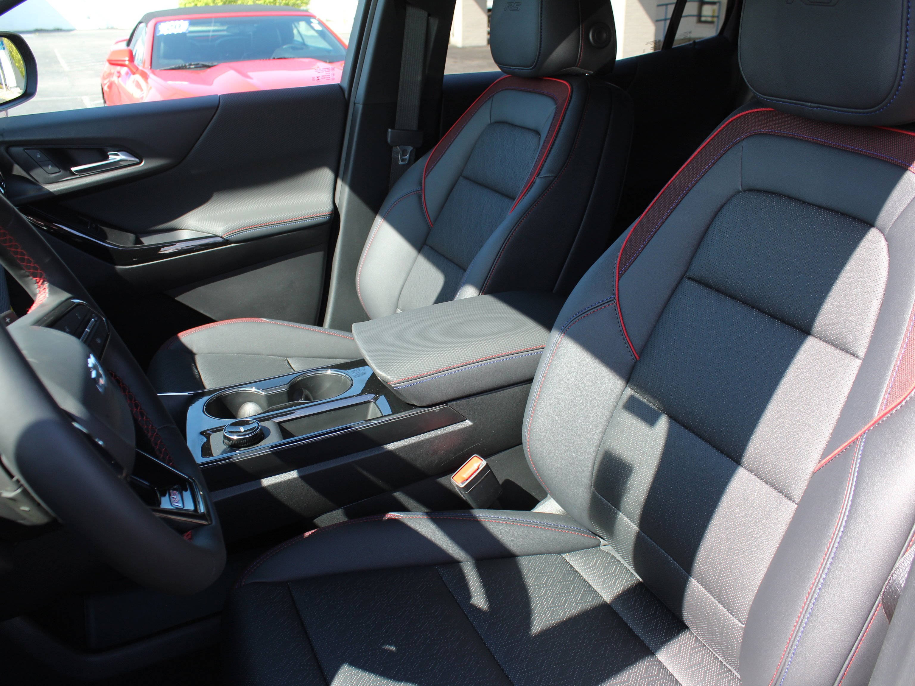 2026 Chevrolet Equinox RS - Photo 9