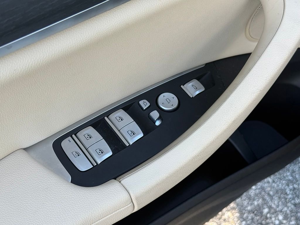 Certified Used 2025 White BMW xDrive30i image 15