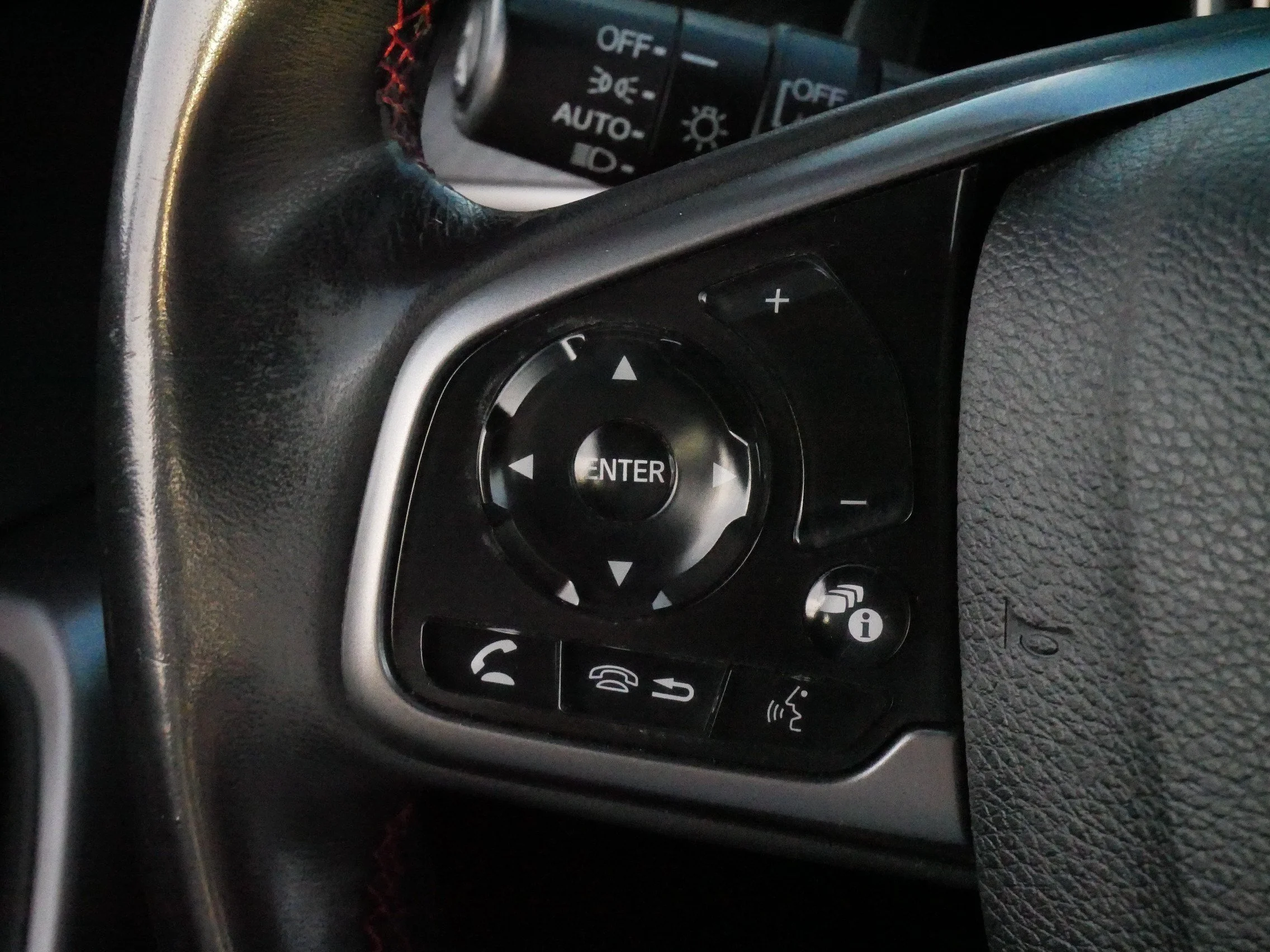 Used 2020 Crystal Black Pearl Honda  image 26