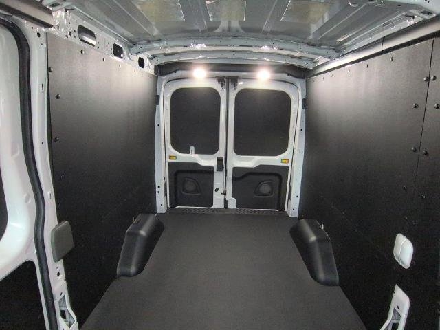 New 2026 Oxford White Ford Cargo Van image 22